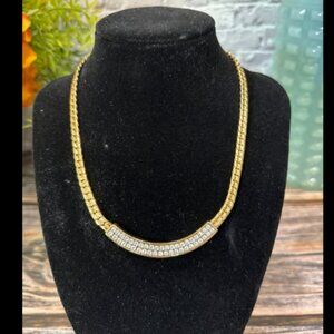 Vintage Swarovski Necklace With Clear Crystals ITM704